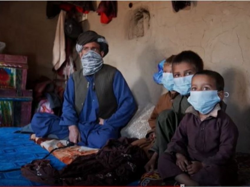 Foshnjat në Afganistan shiten për 500 dollarë nga familjet e uritura