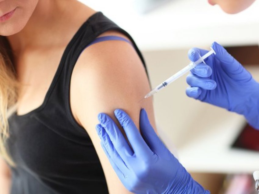 U druhen efekteve anësore, të rinjtë në Evropë dhe SHBA hezitojnë të vaksinohen