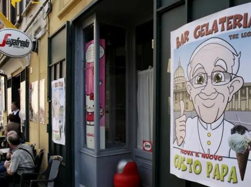Papa Françesku u dërgon 15 mijë akullore të burgosurve në Romë