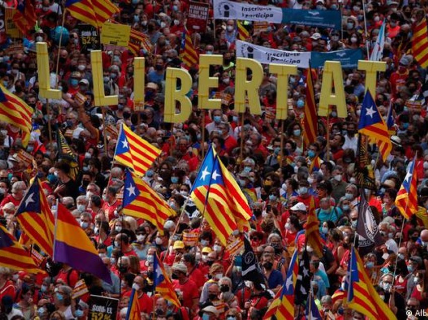 Demonstrata të mëdha të katalonjasve për pavarësi