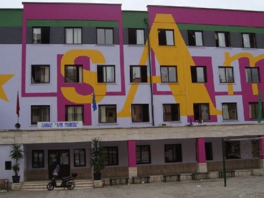 Në Shqipëri fillon mësimi në shkollat private 