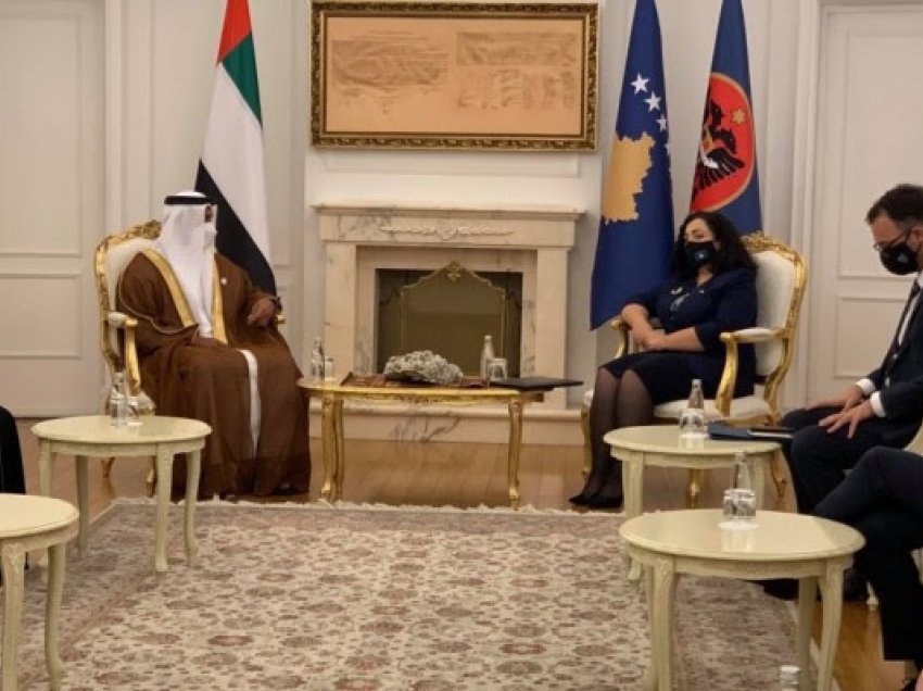 Delegacioni i Emirateve të Bashkuara Arabe priten në takim nga presidentja Osmani