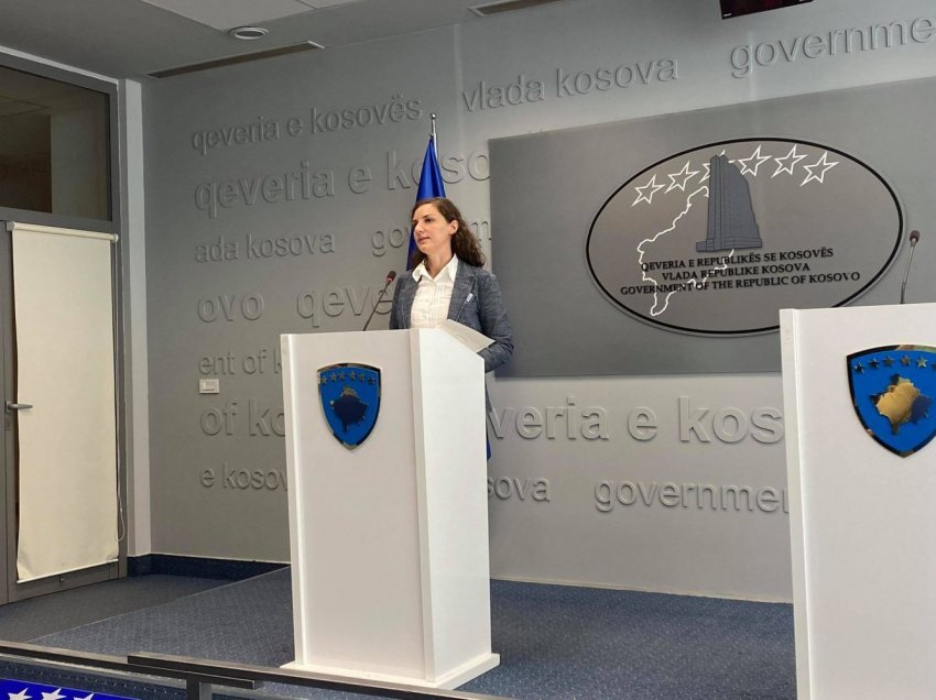 Ministrja Rizvanolli sqaron polemikat për gazsjellësin