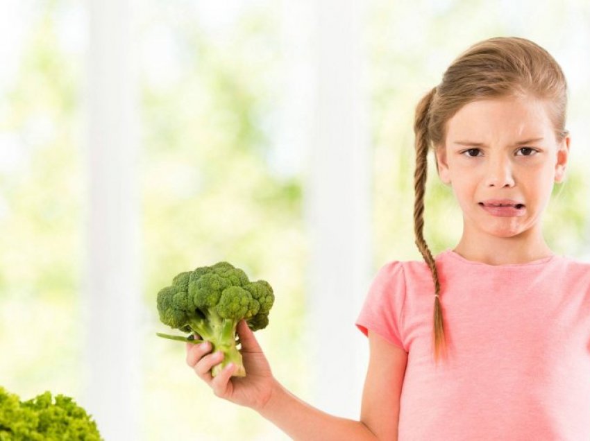 Shkenca ka një shpjegim se pse fëmijët nuk e pëlqejnë shijen e brokolit