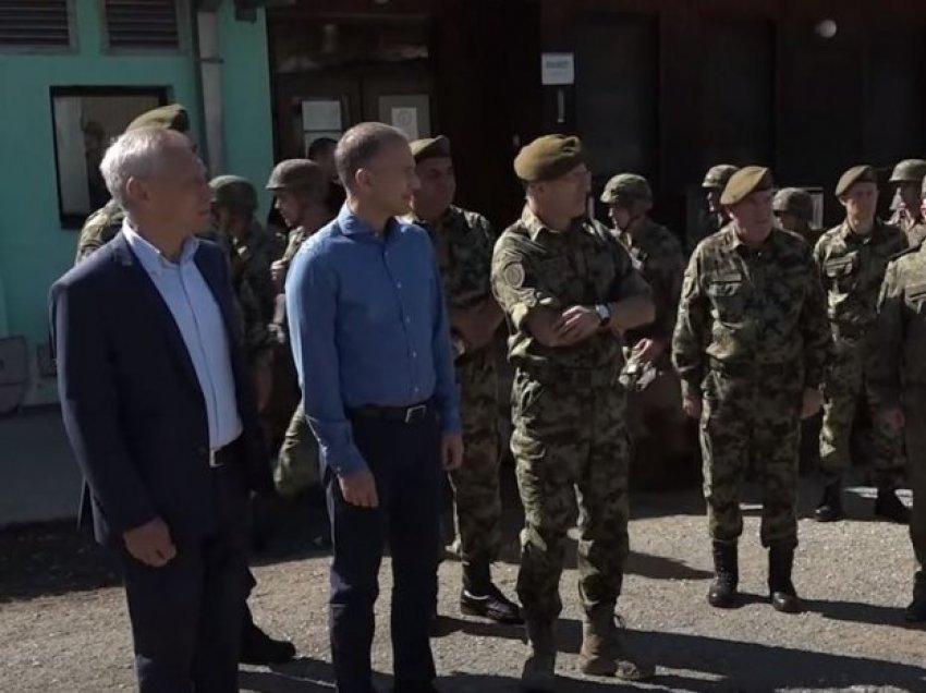 “Vizita e ambasadorit rus në Jarinje është shenjë armiqësie ndaj KFOR-it”