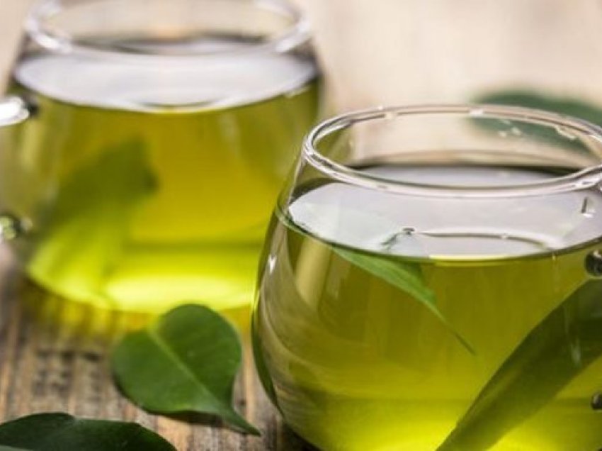 Të gjitha përfitimet shëndetësore të një filxhani çaj jeshil