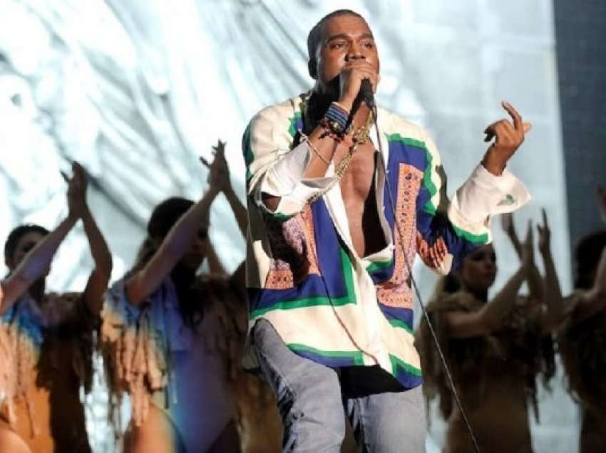 Kanye West anulon pjesëmarrjen në Coachella, festivali në kërkim të titullarit të ri