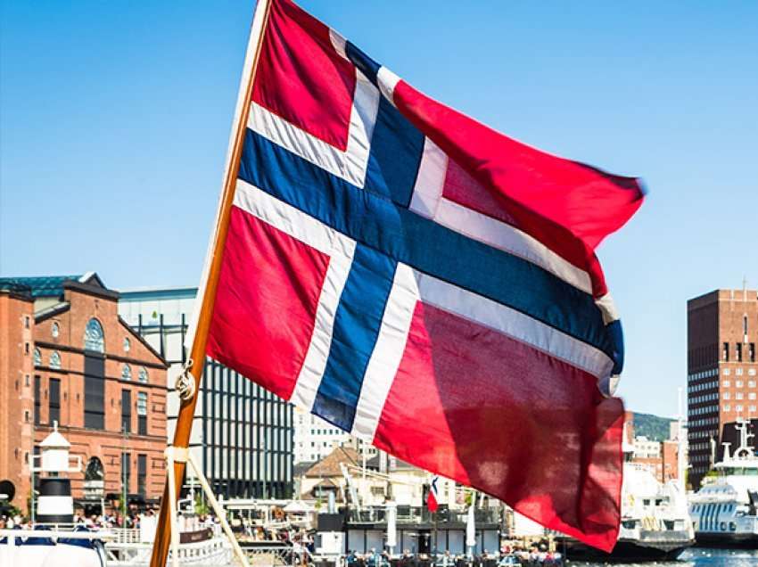 Edhe Norvegjia dëbon tre diplomatë rusë