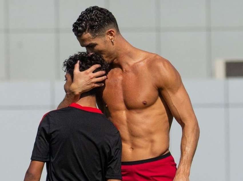 Ronaldo i del në mbrojtje djalit të tij