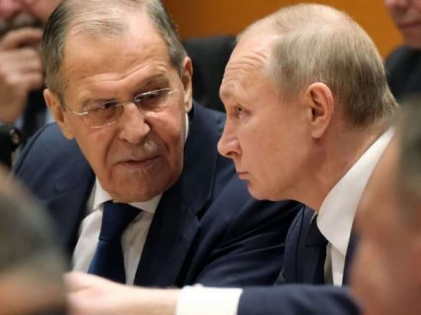 Japonia jep “goditjen” e radhës Rusisë, përfshirë Putinin dhe Lavrovin