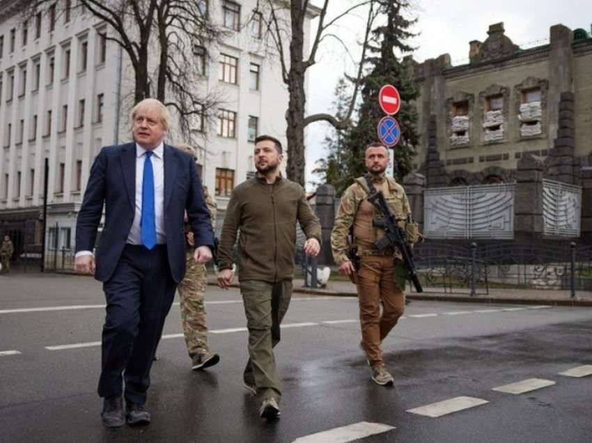 Çka tregojnë vizitat e liderëve në Kiev?