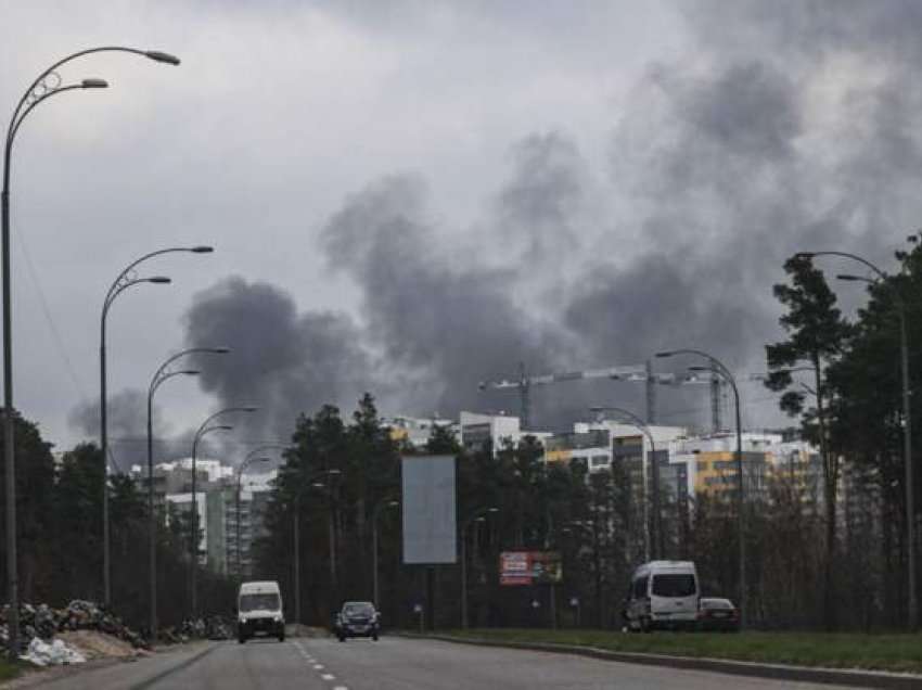 Një person ka humbur jetën në sulmin në Kiev