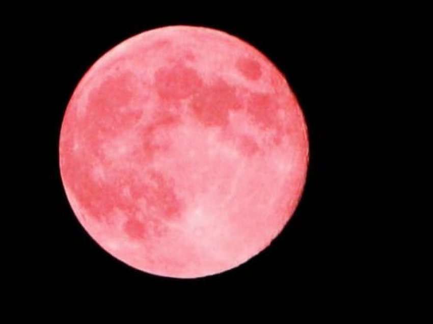Hëna Rozë: Çfarë është dhe si do të ndikojë tek ne