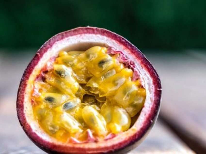 Frutit i pasionit – a mund të kontrollojë hipogliceminë dhe diabetin?