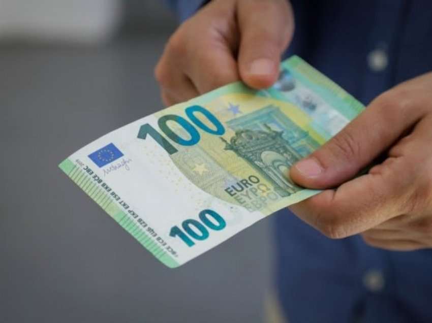 ​Njëqind eurot, ndihmë apo ‘lëmoshë’ për qytetarët