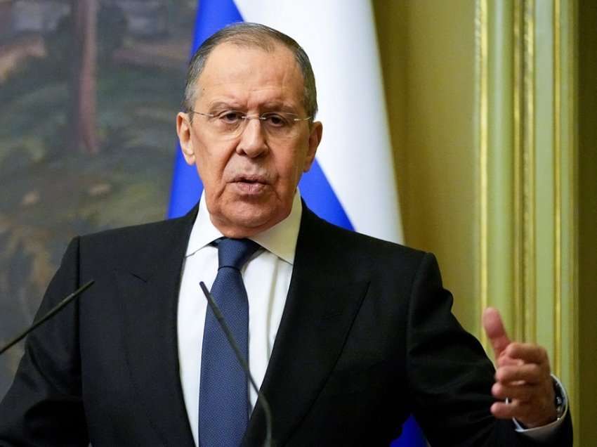 Lavrov: Kremlini kërkon të zvogëlojë rreziqet 'serioze' të luftës bërthamore