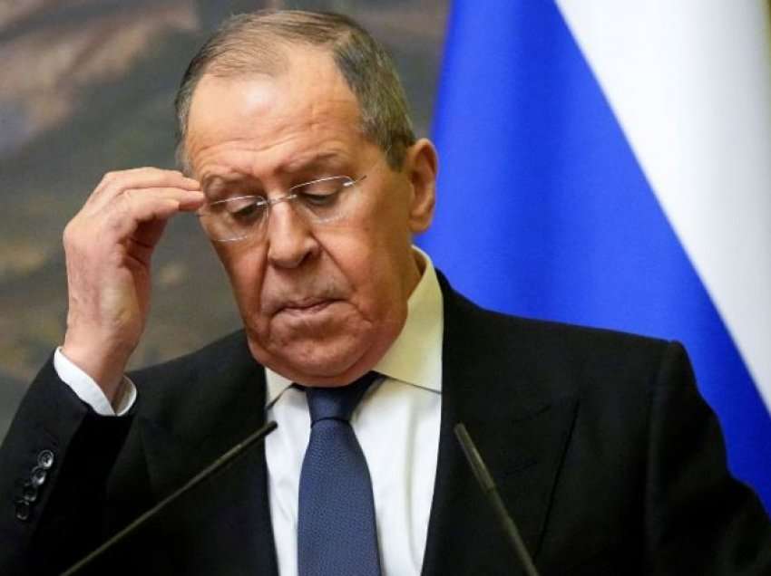 Lavrov thotë se rreziku i luftës bërthamore është real
