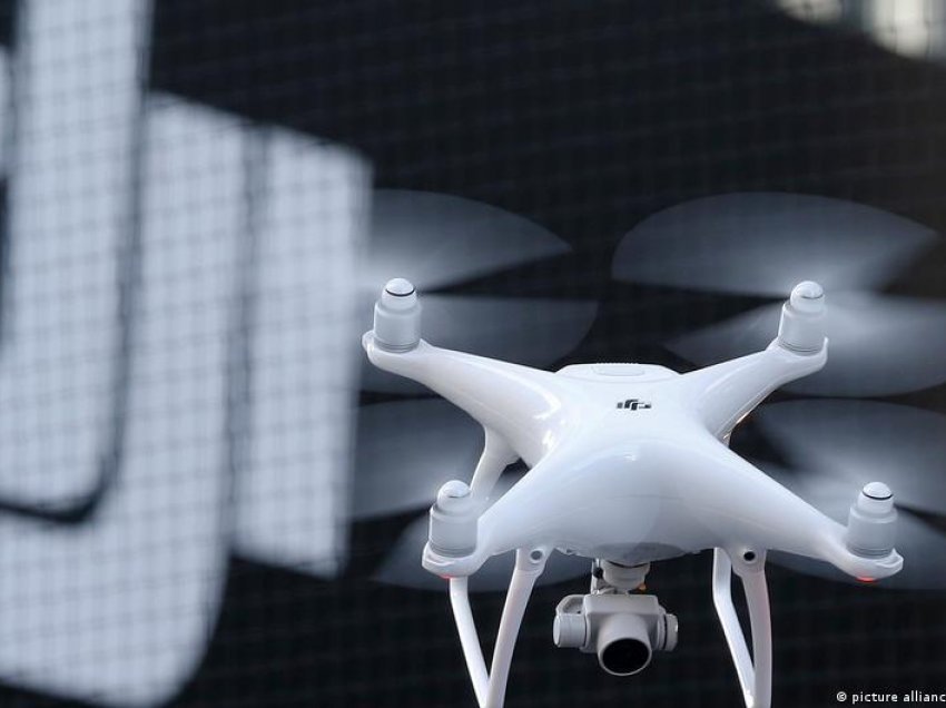 Luftë moderne me dronë në front