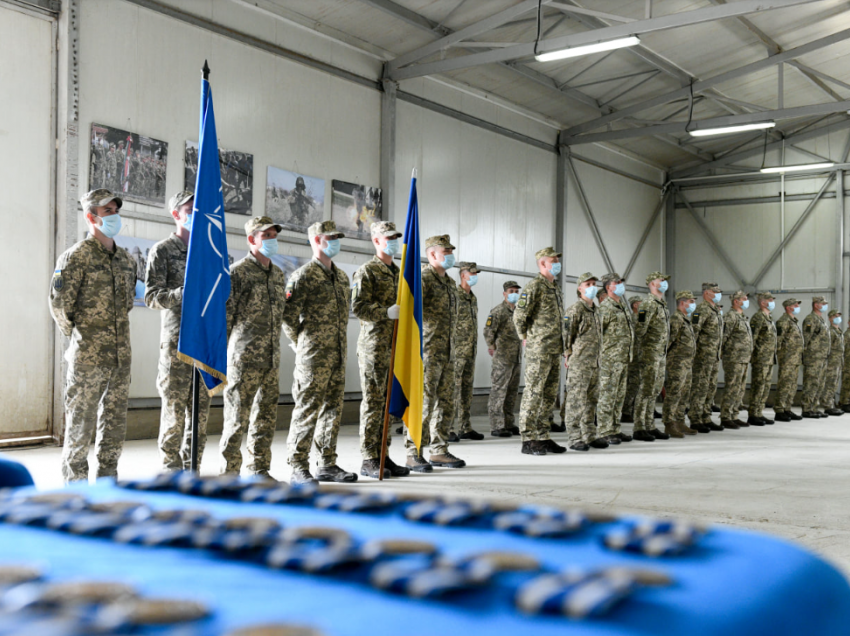 NATO konfirmon largimin e trupave ukrainase nga Kosova