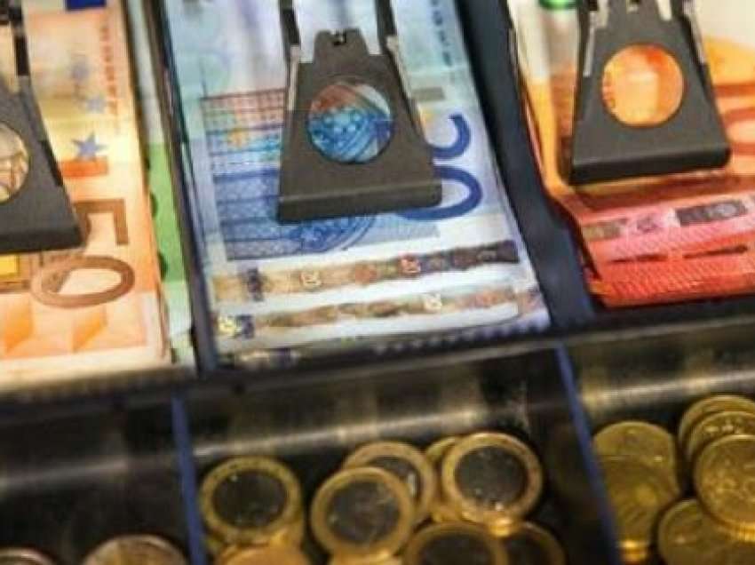 ​Shqipëri, inflacioni arrin në 7.4%