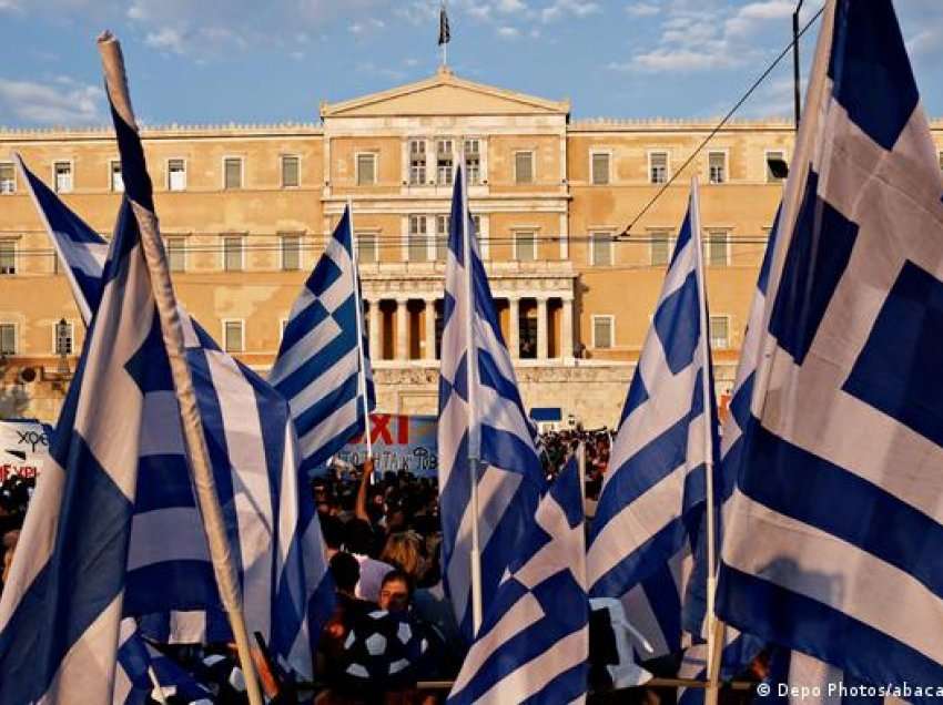 BE ndërpret mbikëqyrjen e buxhetit grek -fund i krizës së borxheve
