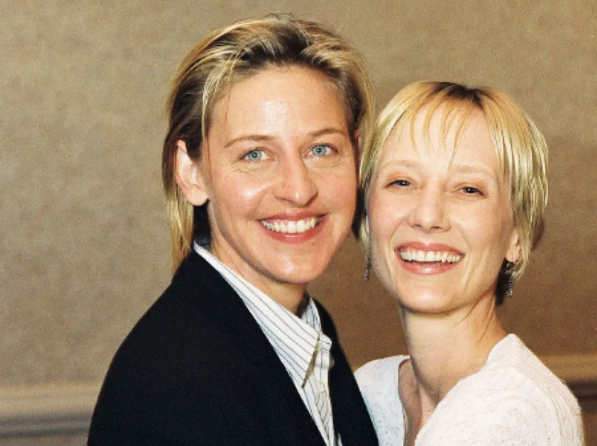 Vdiq pas një aksidenti të rëndë me makinë, Ellen DeGeneres me dedikim prekës për ish-partneren Anne Heche