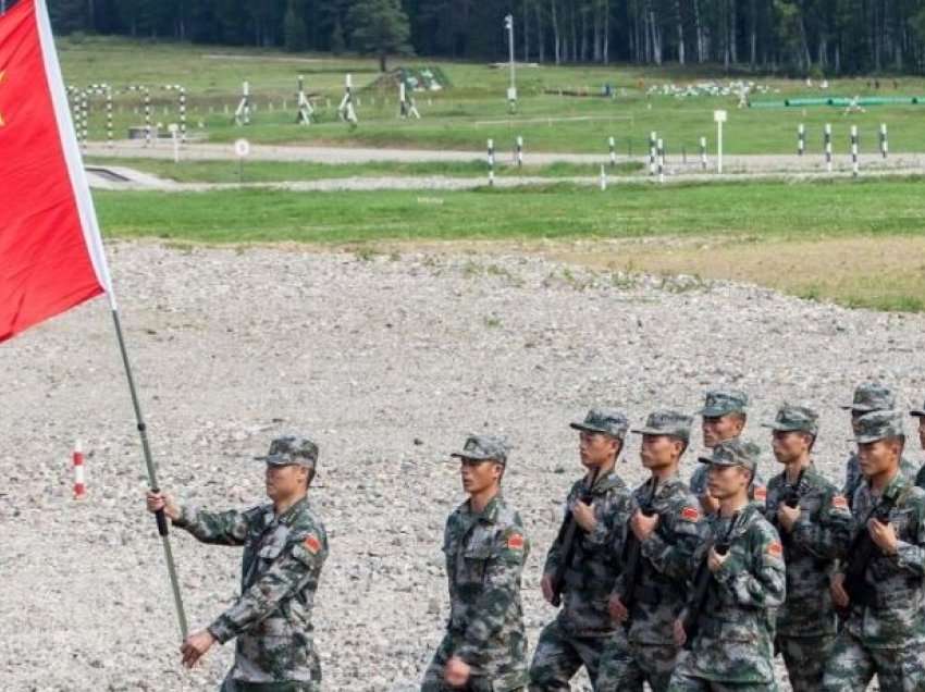 Kina dërgon trupat ushtarakë për stërvitje në Rusi