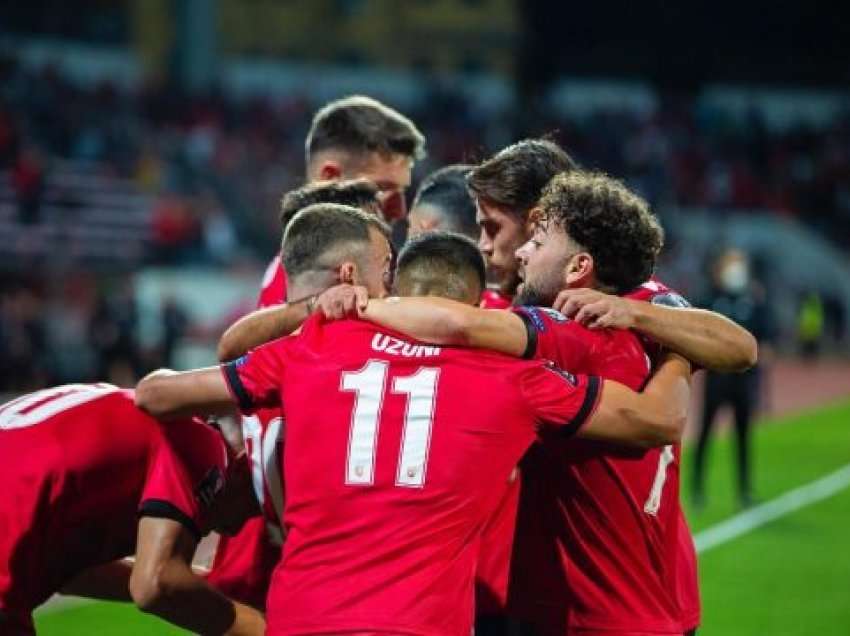 Shqipëria mund të luajë një miqësore me kampionët e Europës në “Air Albania”