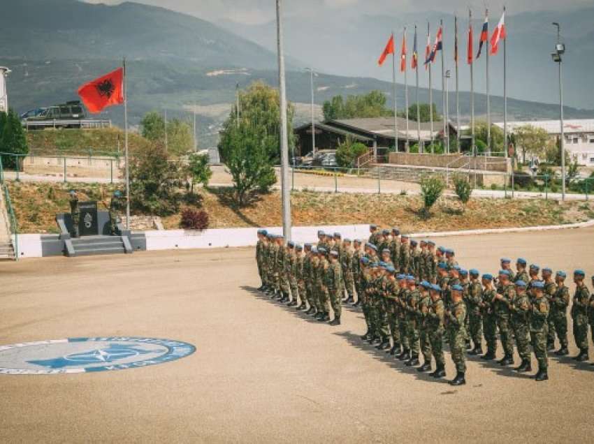 ​Në KFOR mbahet ceremonia e paradës së medaljeve të kontingjentit shqiptar