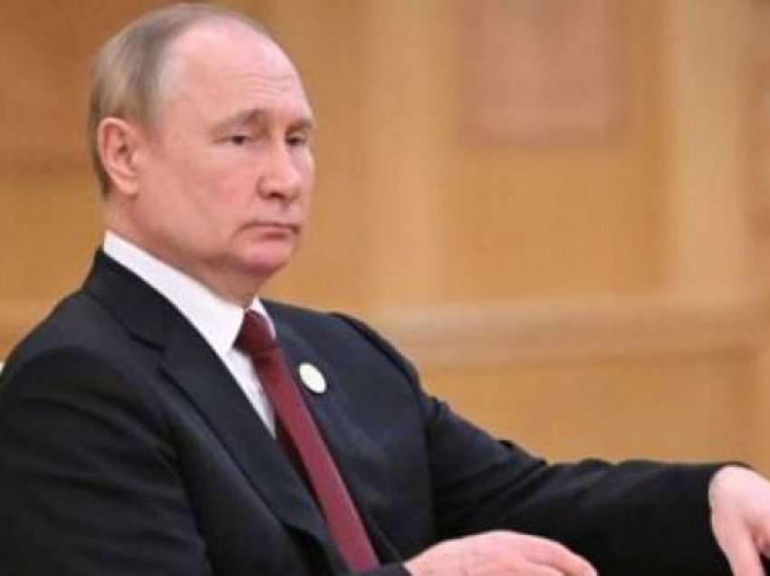 Putin shkarkon gjashtë gjeneralë, s’bën mjaftueshëm për ta pushtuar shpejt Ukrainën