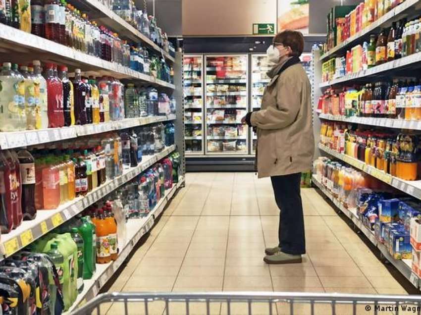 Evropë: Rritje çmimesh dhe inflacion - çfarë i pret konsumatorët?
