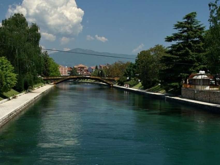 Komunat e Strugës dhe Ohrit do të ndërmarrin aktivitete për kursimin e energjisë elektrike