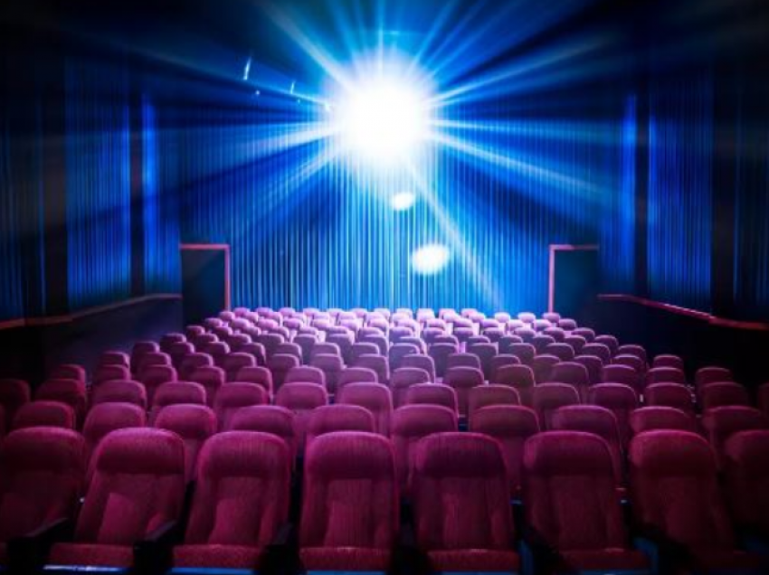 A e dini pse karriget në kinema janë me ngjyrë të kuqe?