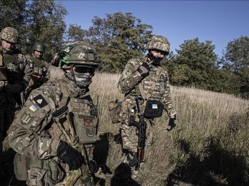 Çekia do të trajnojë ushtarët ukrainas