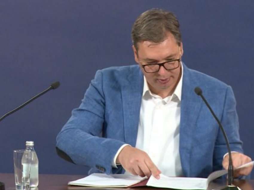 Vuçiq ankohet për tekstin e ri të “planit franko – gjerman” që Lajçak ua ka dorëzuar palëve