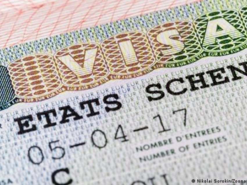 Raporti për vizat: Brukseli kritikon politikën e pasaportave të arta