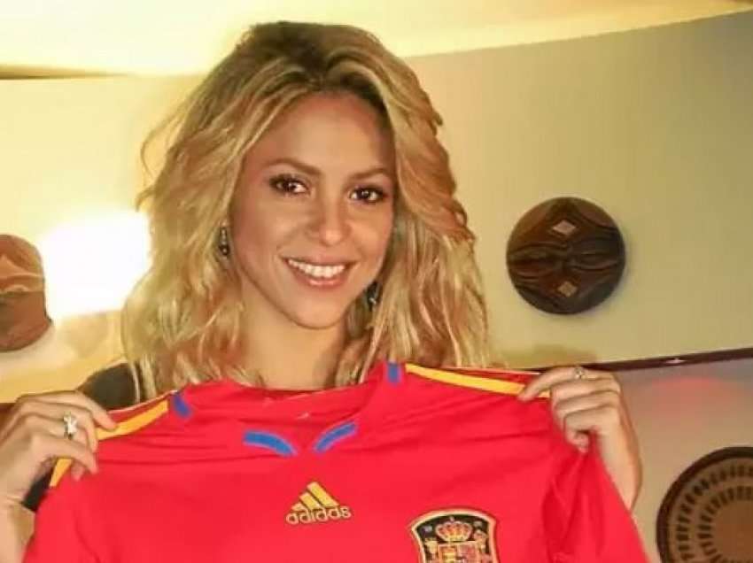 Shakira fajësohet për eliminimin e Spanjës 