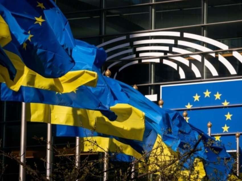 Këshilli i BE-së miraton 18 miliardë euro ndihmë për Ukrainën