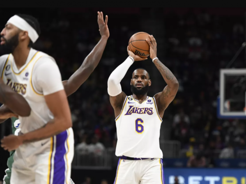 Lakers marrin fitore në udhëtim te Detroit Pistons