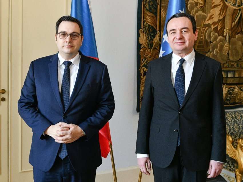 Kurti takohet me ministrin e Punëve të Jashtme të Çekisë, diskutojnë për bashkëpunime mes vendeve 