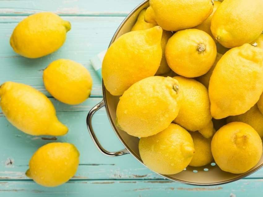 Shtatë arsyet pse duhet të konsumoni limon rregullisht