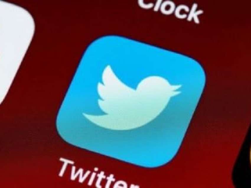 ​Twitter do të heqë llogaritë që promovojnë platforma të tjera sociale