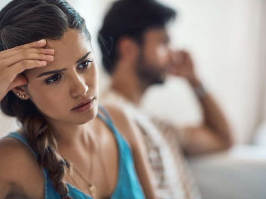 Këto 4 gabime shkatërrojnë marrëdhëniet në çift