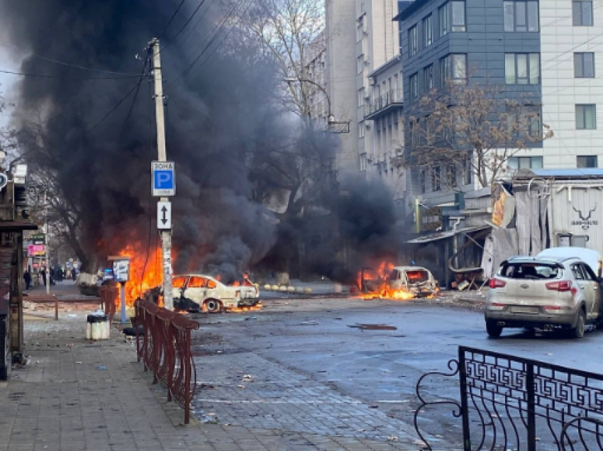 Moska fajëson forcat pro-Kiev për sulmin në Kherson