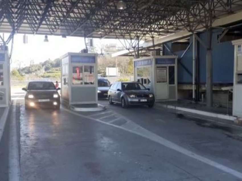 Bie fluksi i lëvizjeve në të dyja anët e kufirit në Doganën e Kapshticës