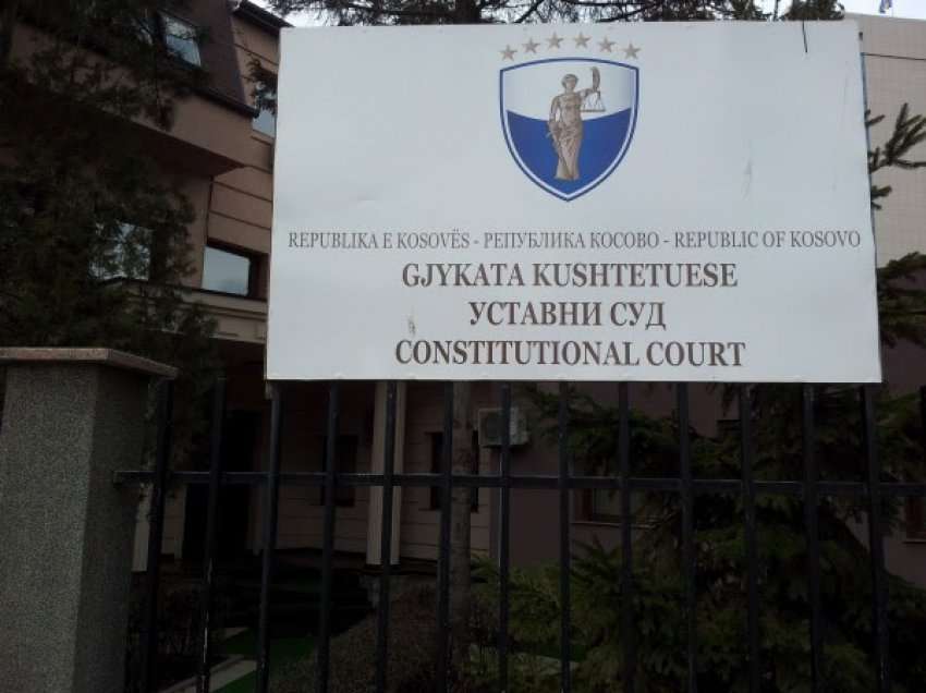 ​Gjykata Kushtetuese: Ministria e Arsimit nuk mund t’i përcaktojë vetes kompetenca që nuk i janë përcaktuar me ligj
