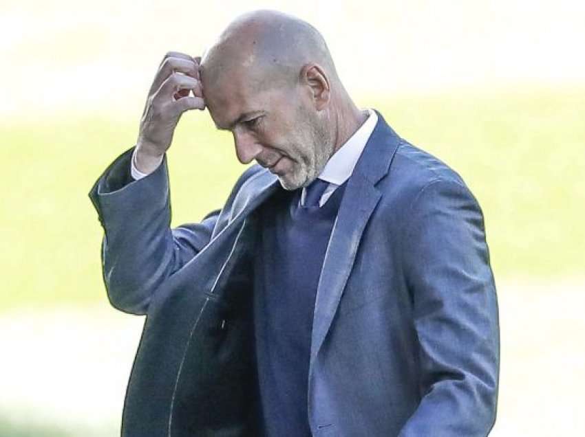 Zidane ndaloi ardhjen e tij