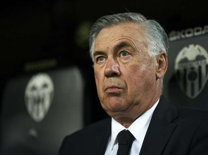 Ancelotti sqaron licencën si trajner