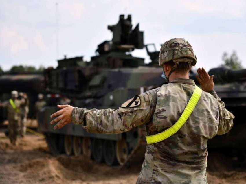 ​Polonia dëshiron që ushtarët amerikanë të qëndrojnë edhe pas misionit të përkohshëm