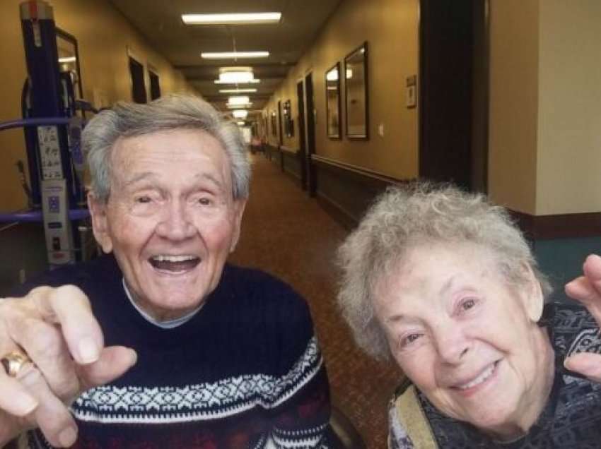 93-vjeçari ndahet nga gruaja, thotë se e ka gjetur një tjetër